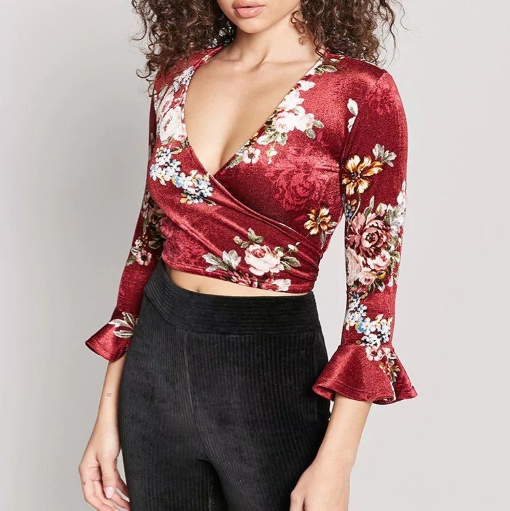Velvet Red Floral Crop Top Women’s M | Surplice VNeck Ballet Wrap Tie Waist Boho